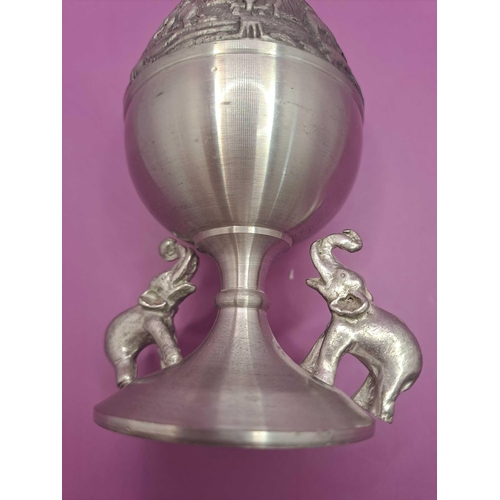 530 - Tinned vase with elephants