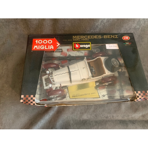 325 - Maisto Premiere Edition Mercedes Benz 300 SLR Targa Florio 1995 #36613 Scale 1:18