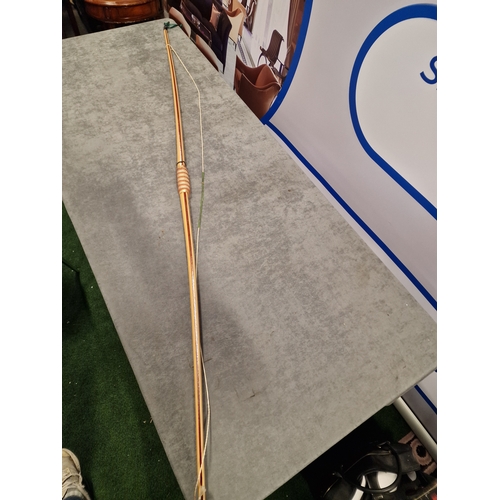 596 - Richard Head Longbow 188cm long 8031287  45-28 in good order