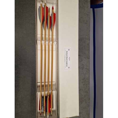 599 - 12 X Richard Head Longbow Arrow Shafts In Box Size 29