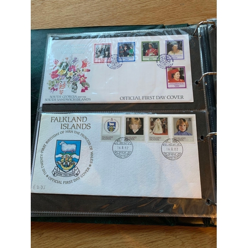 510 - The Queens Coronation Jubilee 2003 Collection Includes Stamps And Letters As Pictured. In A A4 Bindi... 