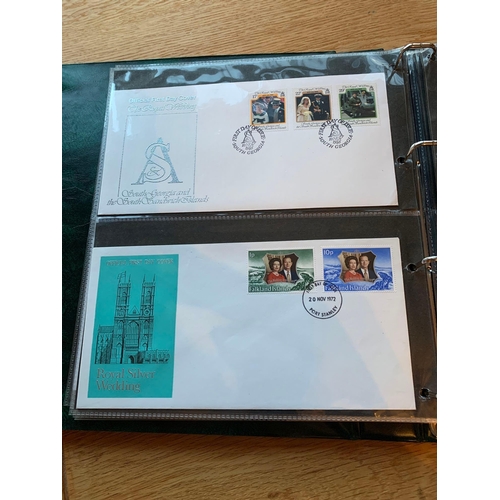 510 - The Queens Coronation Jubilee 2003 Collection Includes Stamps And Letters As Pictured. In A A4 Bindi... 