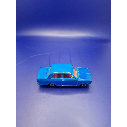 299 - Dinky Diecast #136 Vauxhall Viva in blue Steerable front wheel Unboxed 19965 - 1968