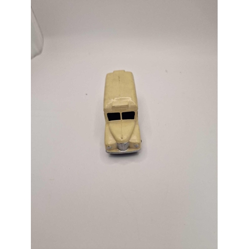 289 - A collection of Dinky diecast models x 3 unboxed comprising of Dinky 30h Daimler Ambulance Cream - R... 