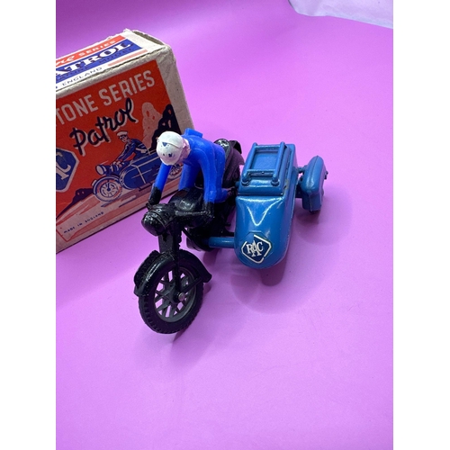 102 - Morestone Series RAC Patrol miniature model. Motorcycle and side car in black and blue with a blue R... 