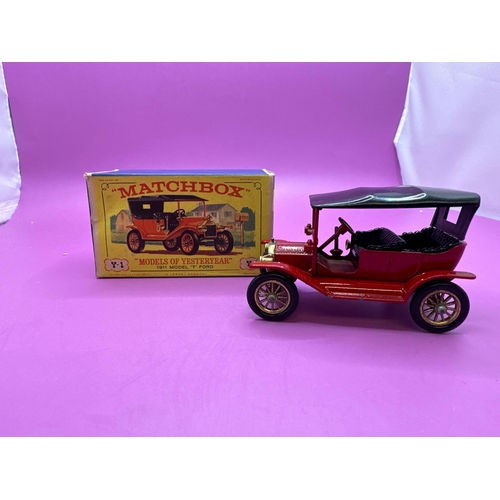 158 - Matchbox models of yesteryear, Y-1 Lesney, product, 1911 model T Ford in red with black roof