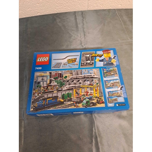 14 - Lego city set number 7499 Flexible tracks Good condition unopened