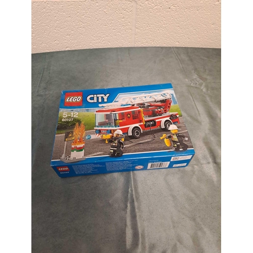 25 - Lego city set number 60107 fire ladder truck Good condition unopened