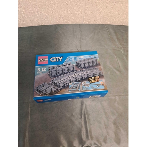 14 - Lego city set number 7499 Flexible tracks Good condition unopened