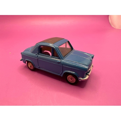 182 - Dinky Toys, made in France Vespa 2 CV 400 in blue. #24L avec Glaces