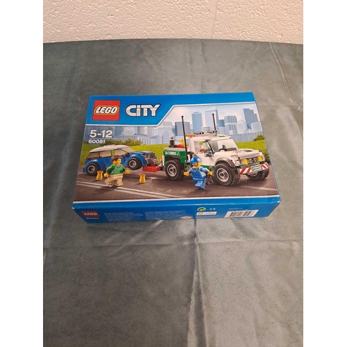 26 - Lego city set number 60081 great vehicles tow truck Good condition unopened