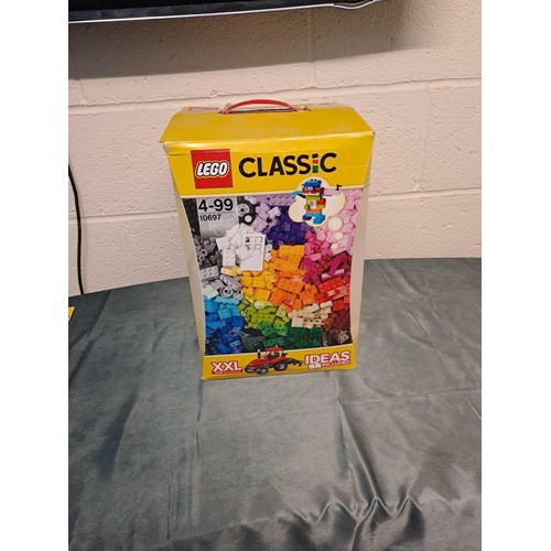 28 - Lego classic set number 10697 New in box