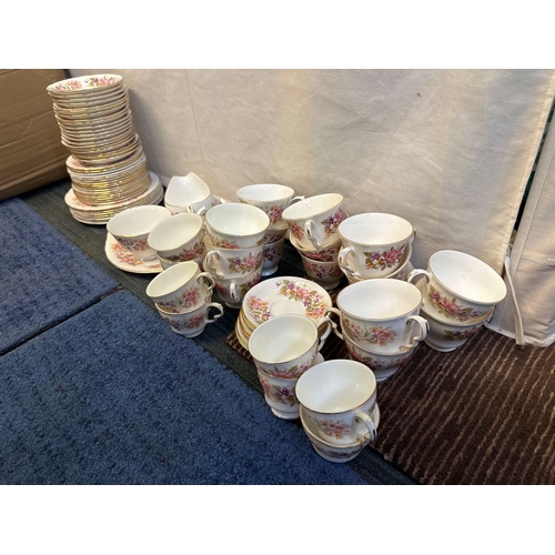 764 - Colclough Fine Bone China, 50 Piece Tea Service Set. This Lot Includes 6 Small Tea Cups And Saucers,... 