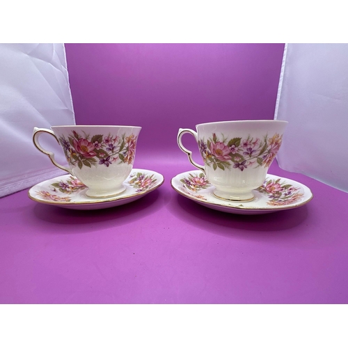 764 - Colclough Fine Bone China, 50 Piece Tea Service Set. This Lot Includes 6 Small Tea Cups And Saucers,... 