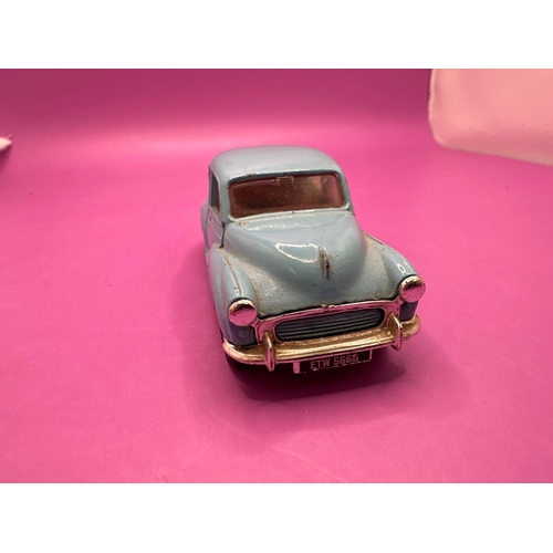 133 - Spot on models by triang Morris Minor, 1000 made in Northern Ireland model is unboxed