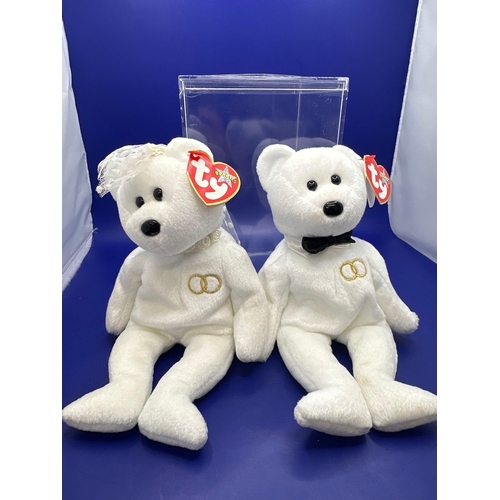 17 - TY Beanie Baby Bear Mr and Mrs hand made with n China. In Perspex box