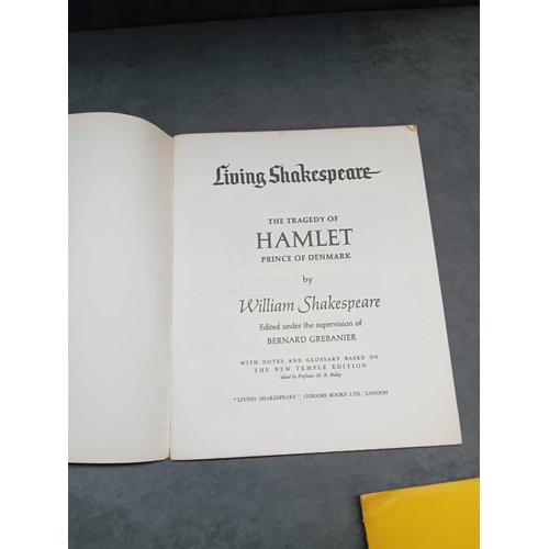 358 - 2 x Records   1 x spoken play records living Shakespeare hamlet 1 x Andrew Lloyd webber aspects of l... 