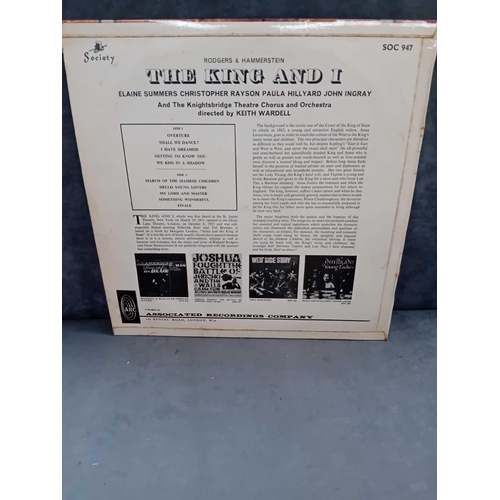 359 - 5 x musical records 12 inch