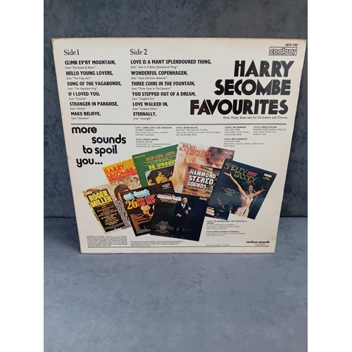 391 - 4 x Harry Secombe vinyls as pictured