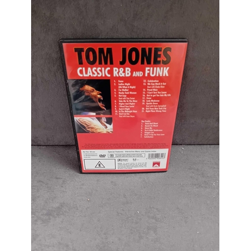 417 - 1 x Tom Jones coming home book   1 x Tom Jones classic r&b and funk DVD    1 x Frank Sinatra boo... 