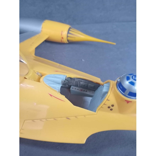 347 - Starwars Naboo Starfighter