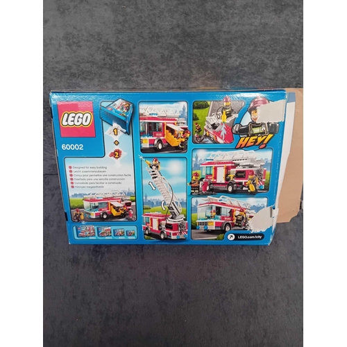 520 - Lego city fire truck 60002 pre built set with box and instruction manual