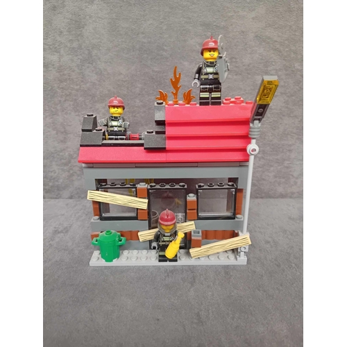 521 - Lego city fire fighter mixed lot as pictured