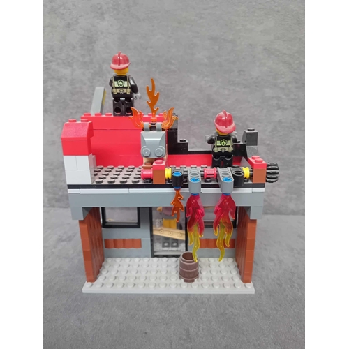 521 - Lego city fire fighter mixed lot as pictured