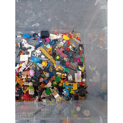 549a - Mixed lot of Lego Mini figures as pictured