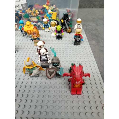 549a - Mixed lot of Lego Mini figures as pictured