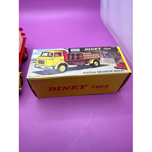 157 - Rare French Dinky model no 588 Berliet Beer Lorry 1964 - 70. Model is mint with some slight box rub ... 