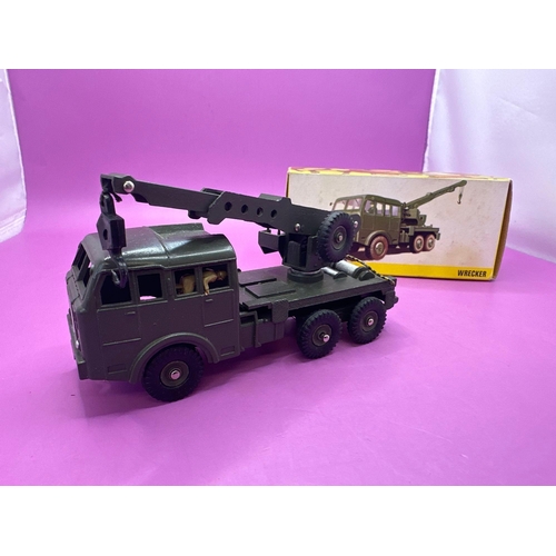 168 - French Military Dinky, 806 Berliet Recovery Truck 1973 mint model in excellent box.