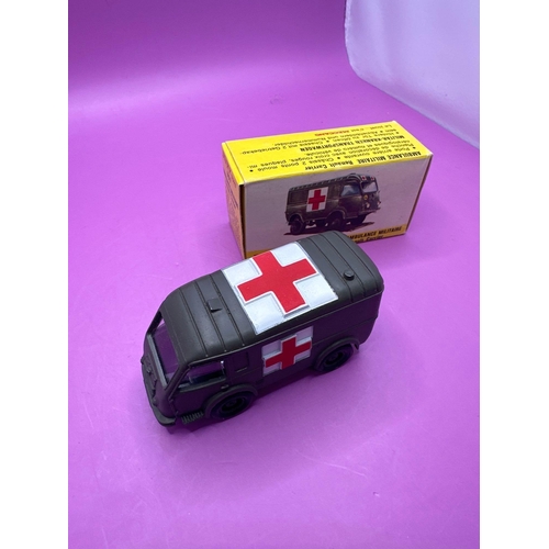 169 - French military dinky, 807 Reynolds all-terrain ambulance, 1973, mint in crisp box.