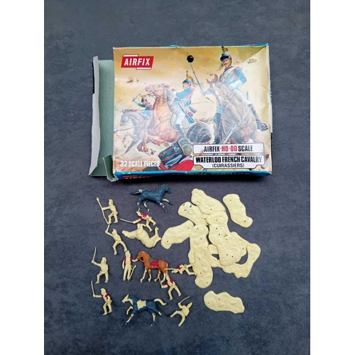 555 - 3x Airfix models and 1 empty box 1x Waterloo French Cavalry (Cuirassiers) Part painted HO/OO scale 1... 