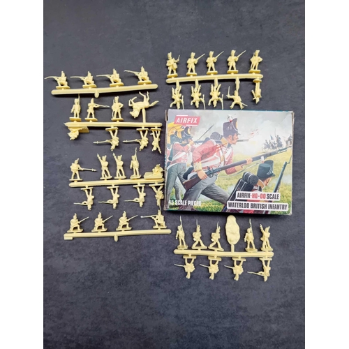 555 - 3x Airfix models and 1 empty box 1x Waterloo French Cavalry (Cuirassiers) Part painted HO/OO scale 1... 