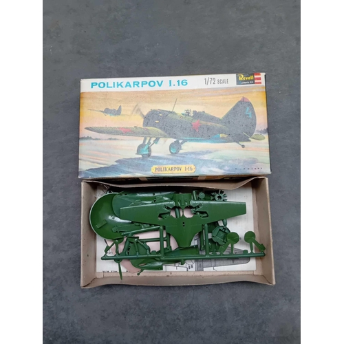 563 - 3x Revell model planes 1x Focke Wulf 190-D 1/32 scale model kit new in box 1x Polikarpov I.16 1/72 s... 