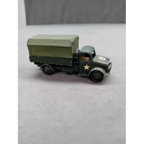 578 - 3x Dinky toys Die-cast lorrys