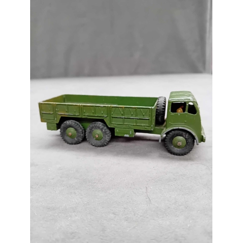 578 - 3x Dinky toys Die-cast lorrys