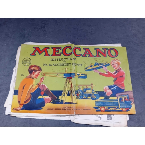 644 - 1950s Meccano set 6 and 2 magazines