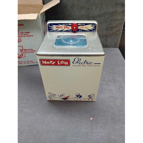 649 - Vintage Chad Valley Battery operated electric washing machine