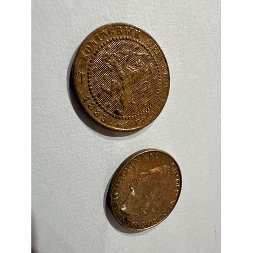 658 - 2 x Dutch cents 1883 and 1942 in good condition.