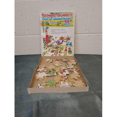 43 - Richard Scarrys Hand Cut Wooden Puzzle 48 Piece Complete In Box