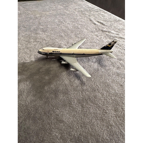 60 - Schuco BOAC Boeing 747 model