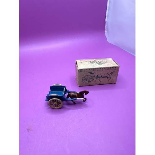 207 - Britains Lilliput Milk Float And Horse. Number Lv605 In Excellent Condition.