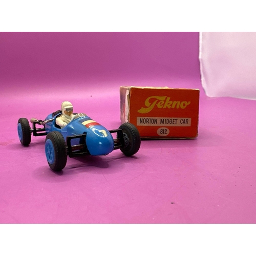 215 - Tekno Norton Midget Car 812 In Blue With Racing Number 7 And French Flag.