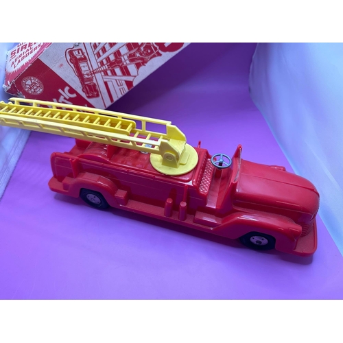 243 - Marx Toys Plastic Fire Truck, Mechanical Fire Truck With Box But Damaged As Pictured.