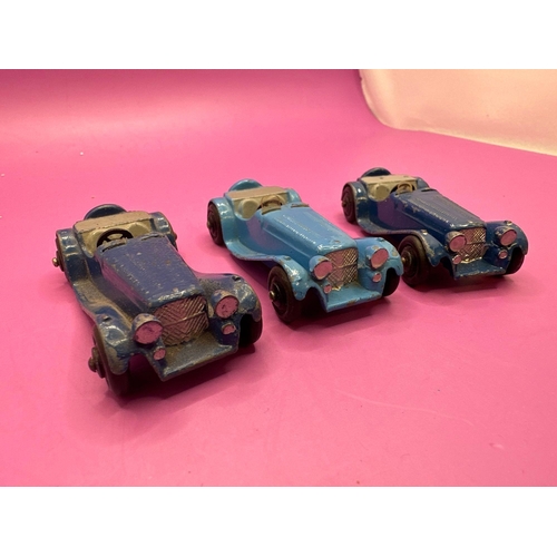 293 - 3 X Dinky Toys Jaguar Unboxed Diecasts 2 In Blue And 1 Pale Blue.