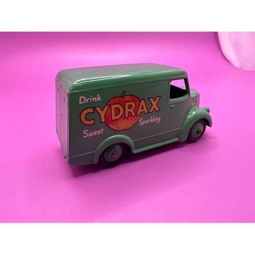 308 - Dinky Toys Unboxed Trojan Van In Green With Cydrax Drinks