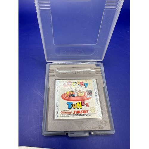 32 - Nintend Gameboy Game - Looney Toons Sun Soft Original Game Boy Game  With Manual