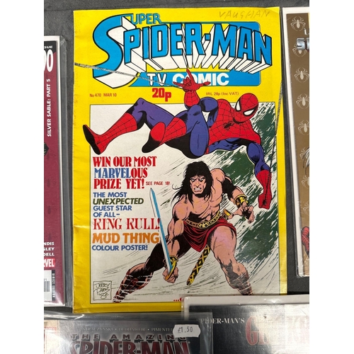 88 - 7 issues of marvels Spiderman also includes Super spider man TV Comic, 3 issues of the ultimate spid... 